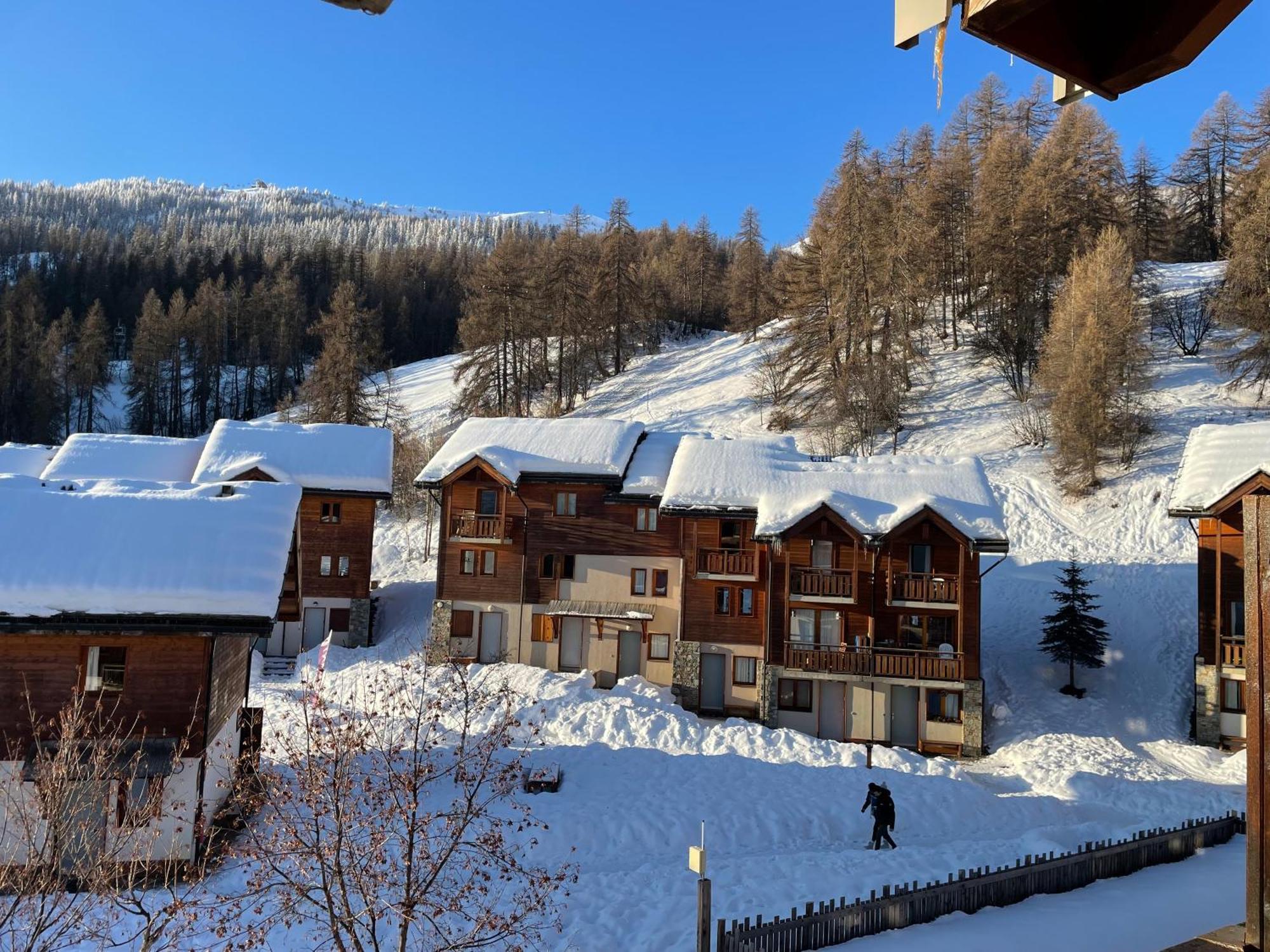 Puy St Vincent 1800 Au Pied Des Pistes Apartment Пюи-Сен-Венсан Екстериор снимка