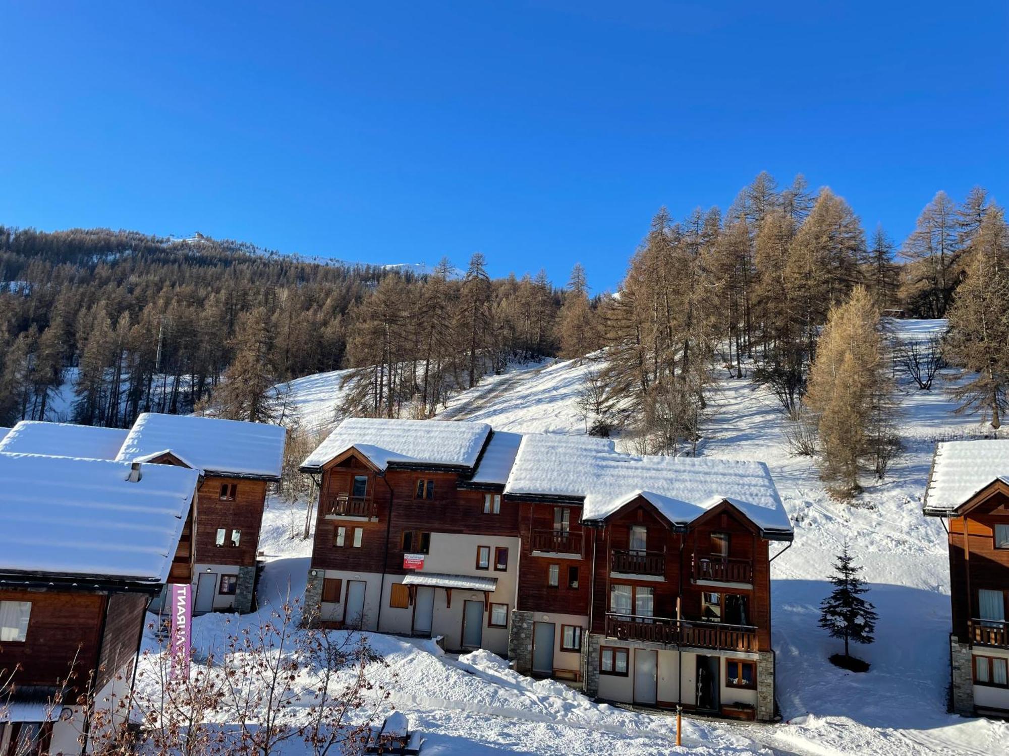 Puy St Vincent 1800 Au Pied Des Pistes Apartment Пюи-Сен-Венсан Екстериор снимка